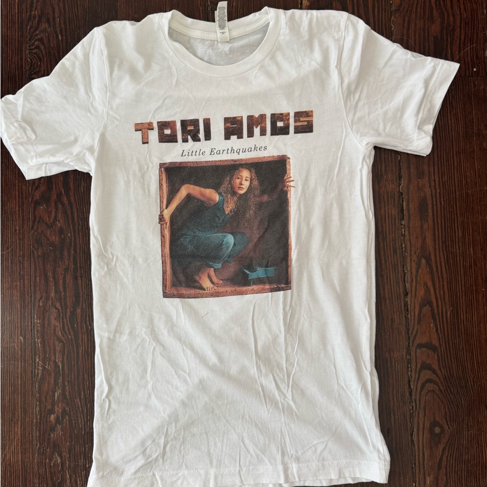 Tori Amos Album Cover Cotton T-shirt bought at 2023 concert in New Orleans SZ S